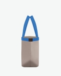 "Packshot of a 708GP shopping bag rectangular bottom
with short polycotton handles and webbing and a snap button.
The bag is made of pebbled grain coated canvas.
Sac cabas a poignees courtes en toile enduite format L"